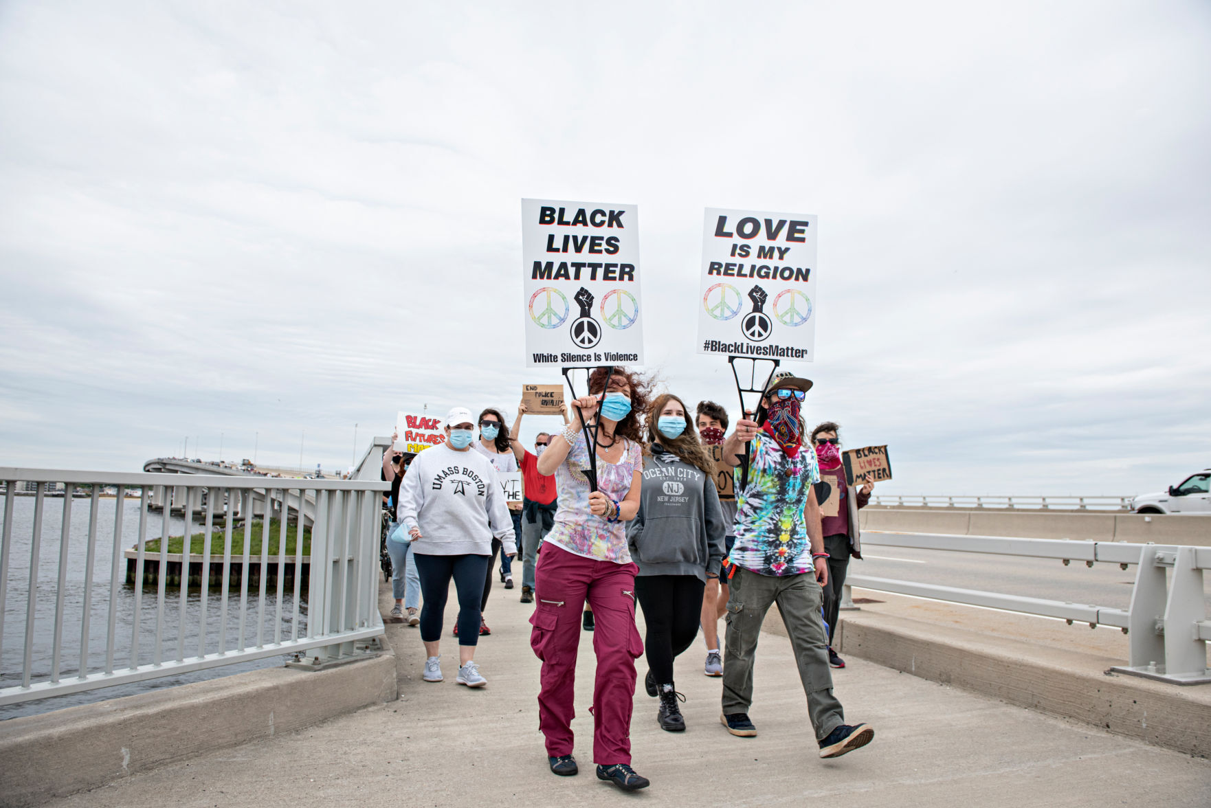 060320_nws_ocprotest